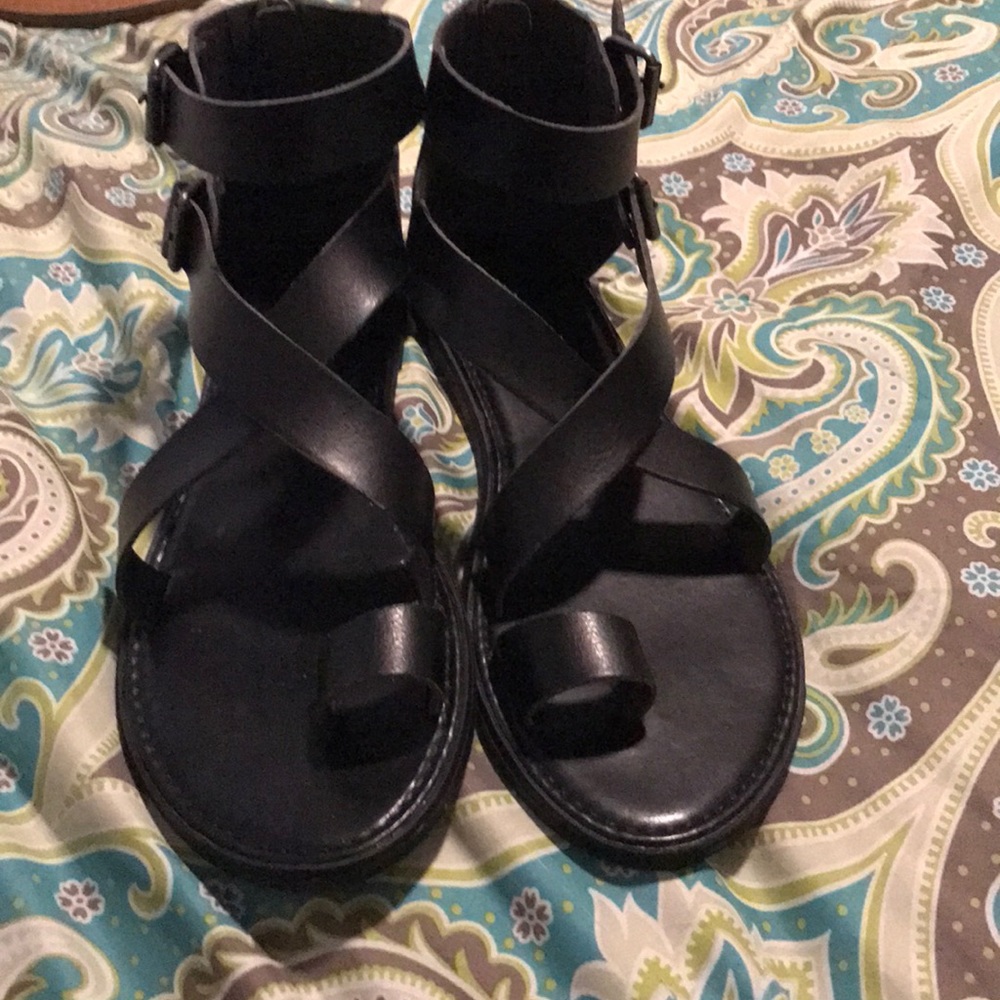 Black sandals